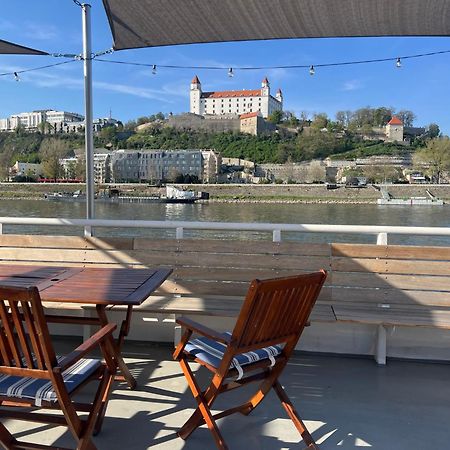 Appartamento Orient Express Istanbul By Zazi Bratislava Esterno foto